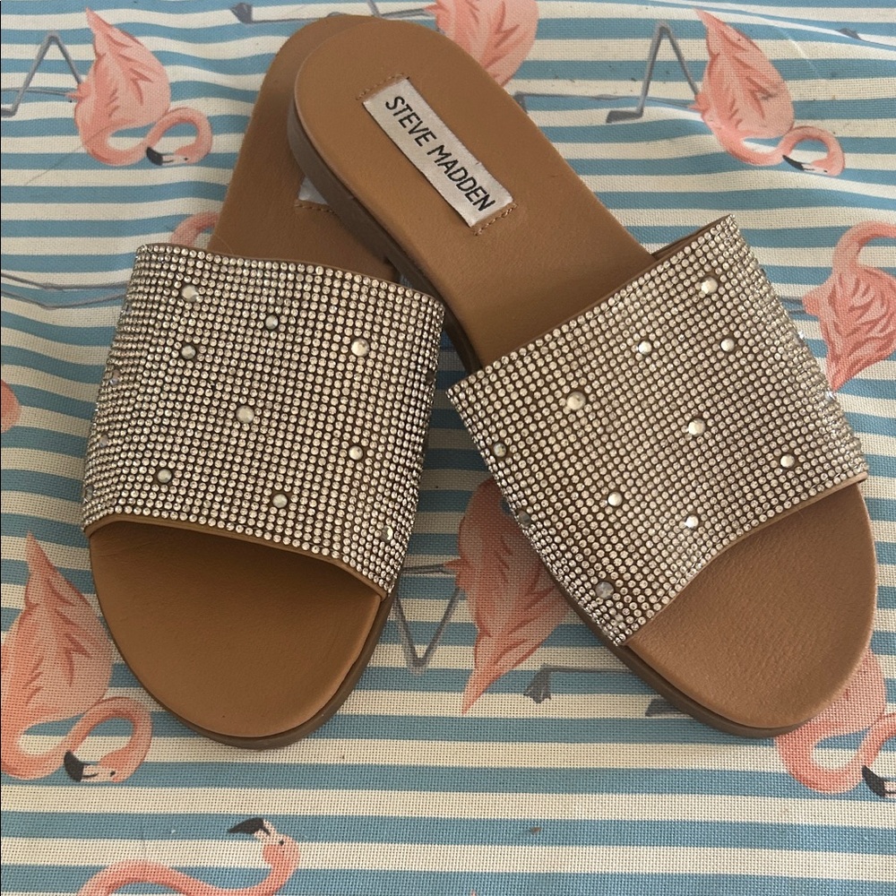 Steve Madden Tan Slide Sandals with Crystal-Strap